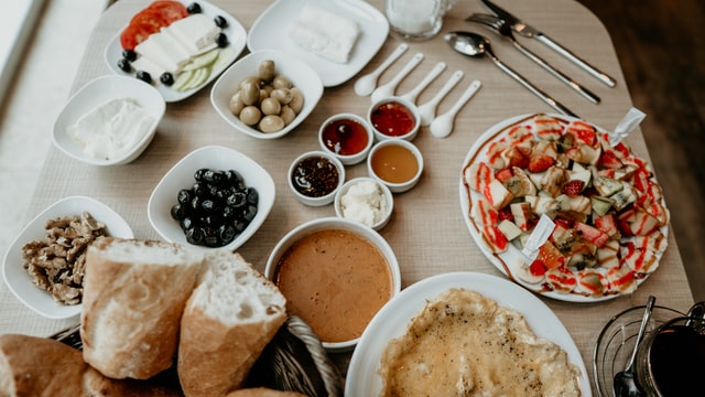 Why Do I Eat a Lot But Don’t Gain Weight?