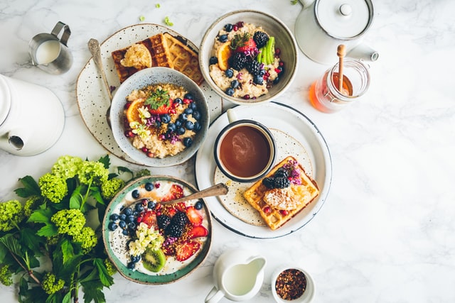 Do Meal Replacement Shakes Make a Good Breakfast?