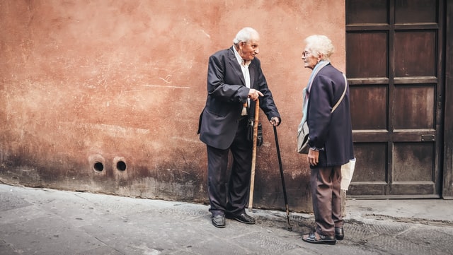 Do Protein Shakes Help Elderly People Avoid Weight Loss?